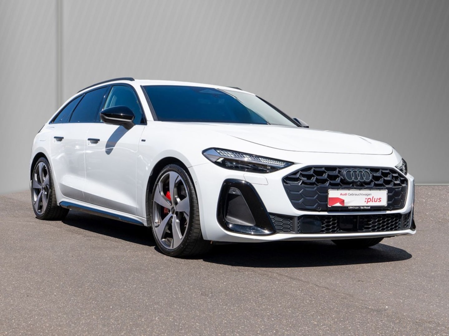 Bild über Audi A5 Avant e-hybrid e-hybrid quattro 270 kW S tronic - für weitere Informationen kontaktieren Sie den Audi Partner