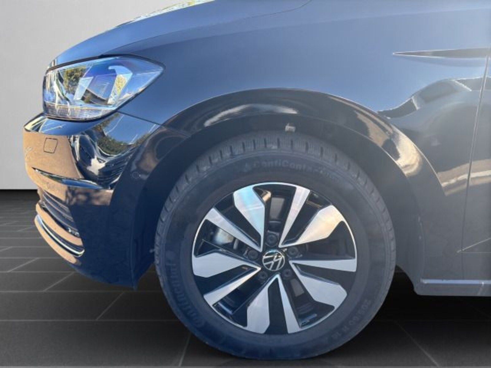 Volkswagen Touran – Bild 8
