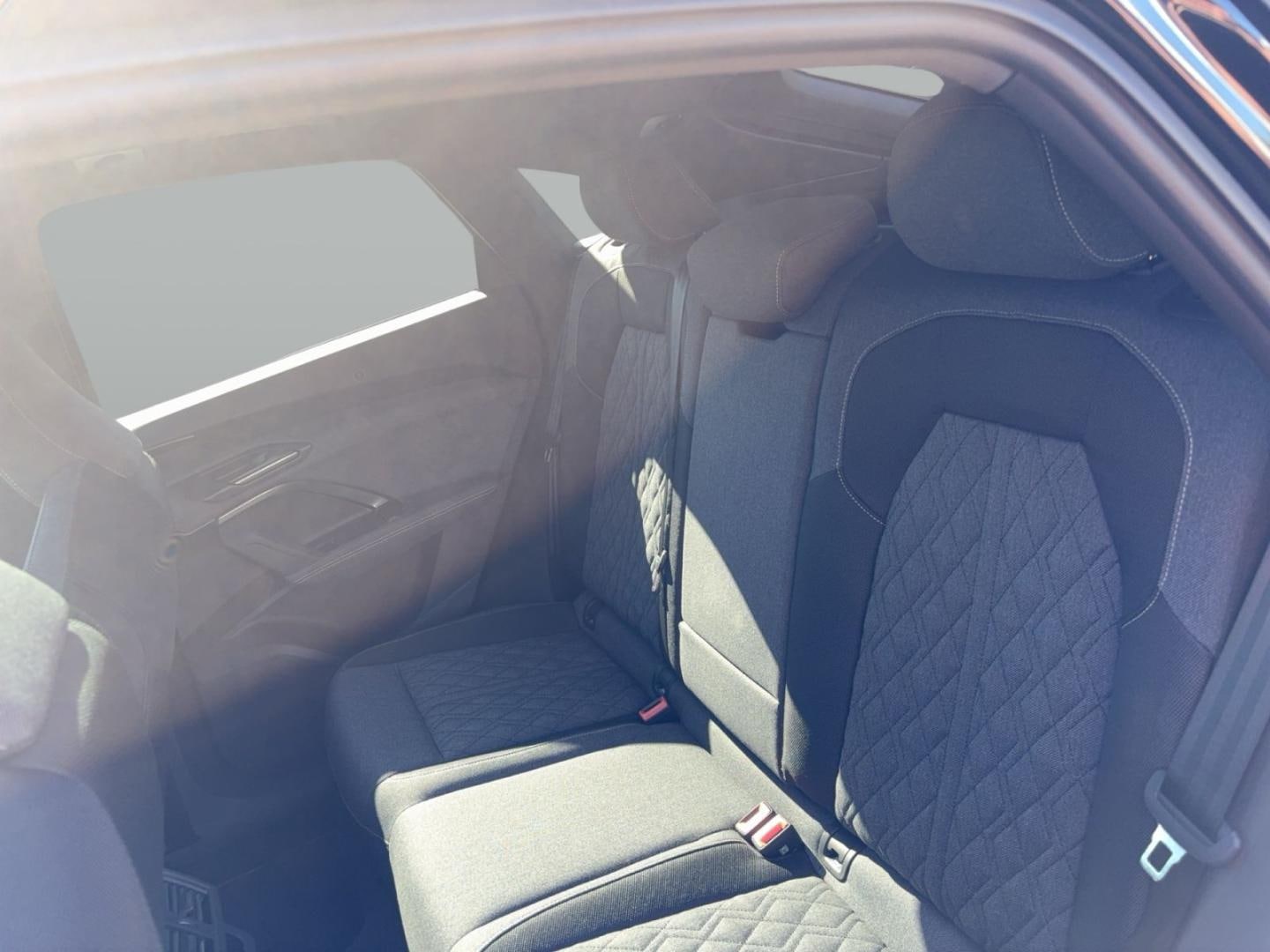 Bild über Audi Q5 Sportback TDI quattro 150 kW S tronic - für weitere Informationen kontaktieren Sie den Audi Partner