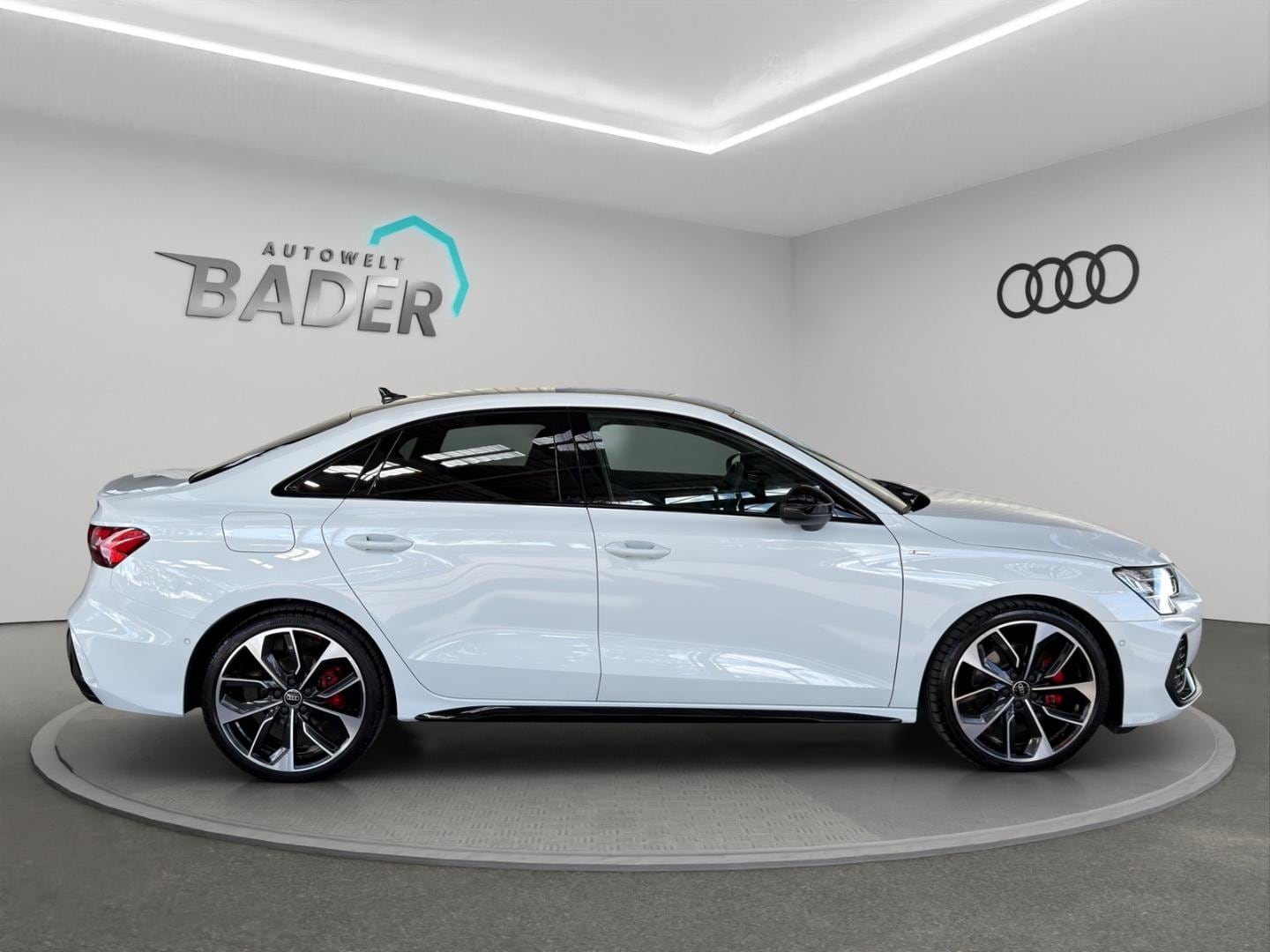 Bild über Audi A3 Limousine TFSI 110 kW S tronic - für weitere Informationen kontaktieren Sie den Audi Partner