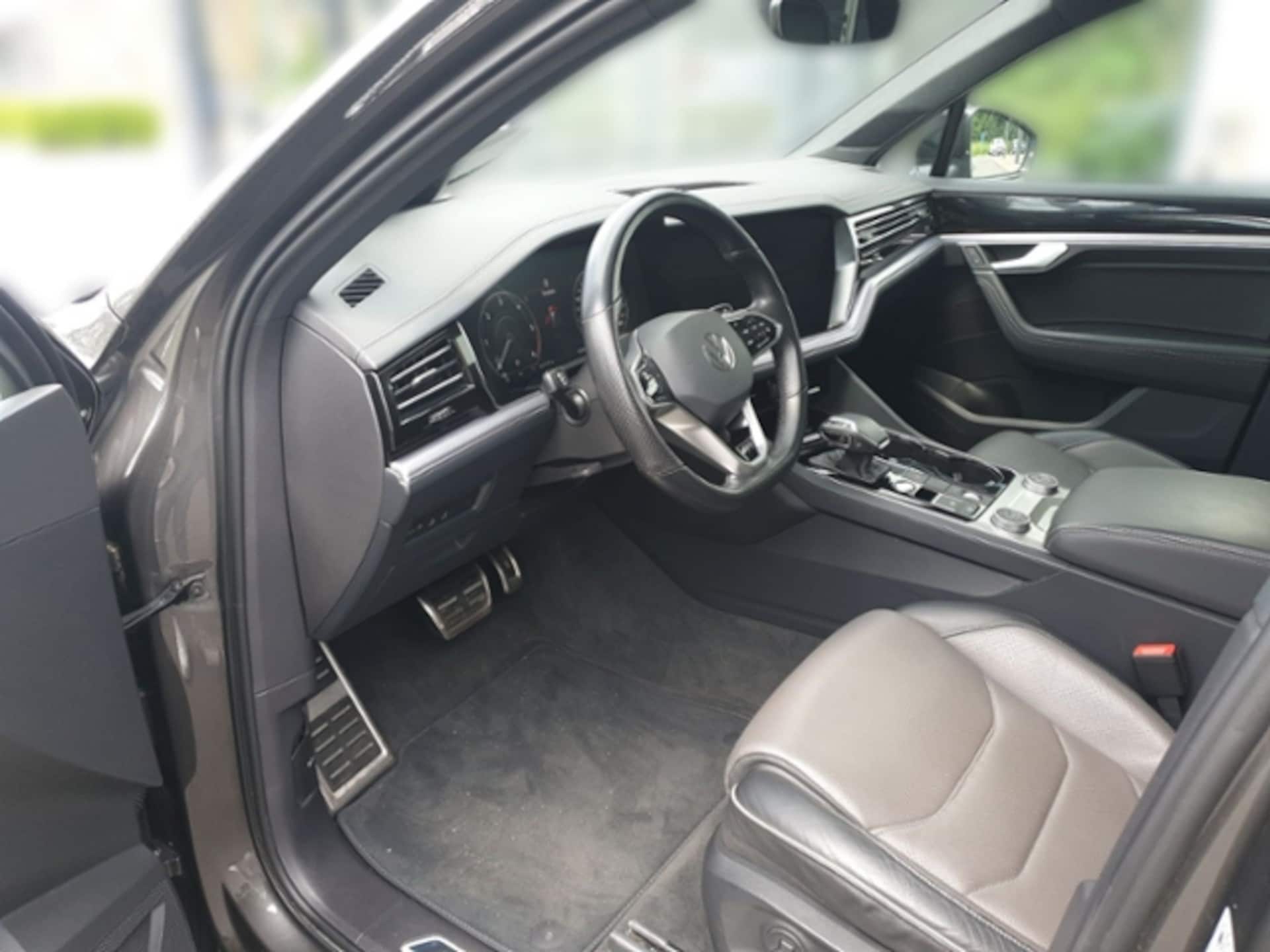 Volkswagen Touareg R-Line