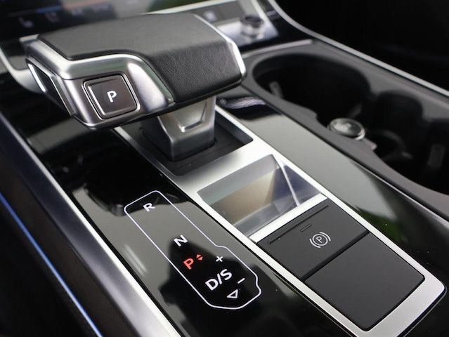 2023 Audi Q8