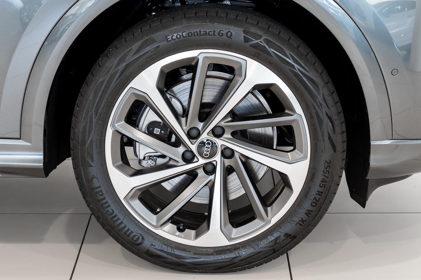Image about Audi Q5 SUV TDI quattro 150 kW sport