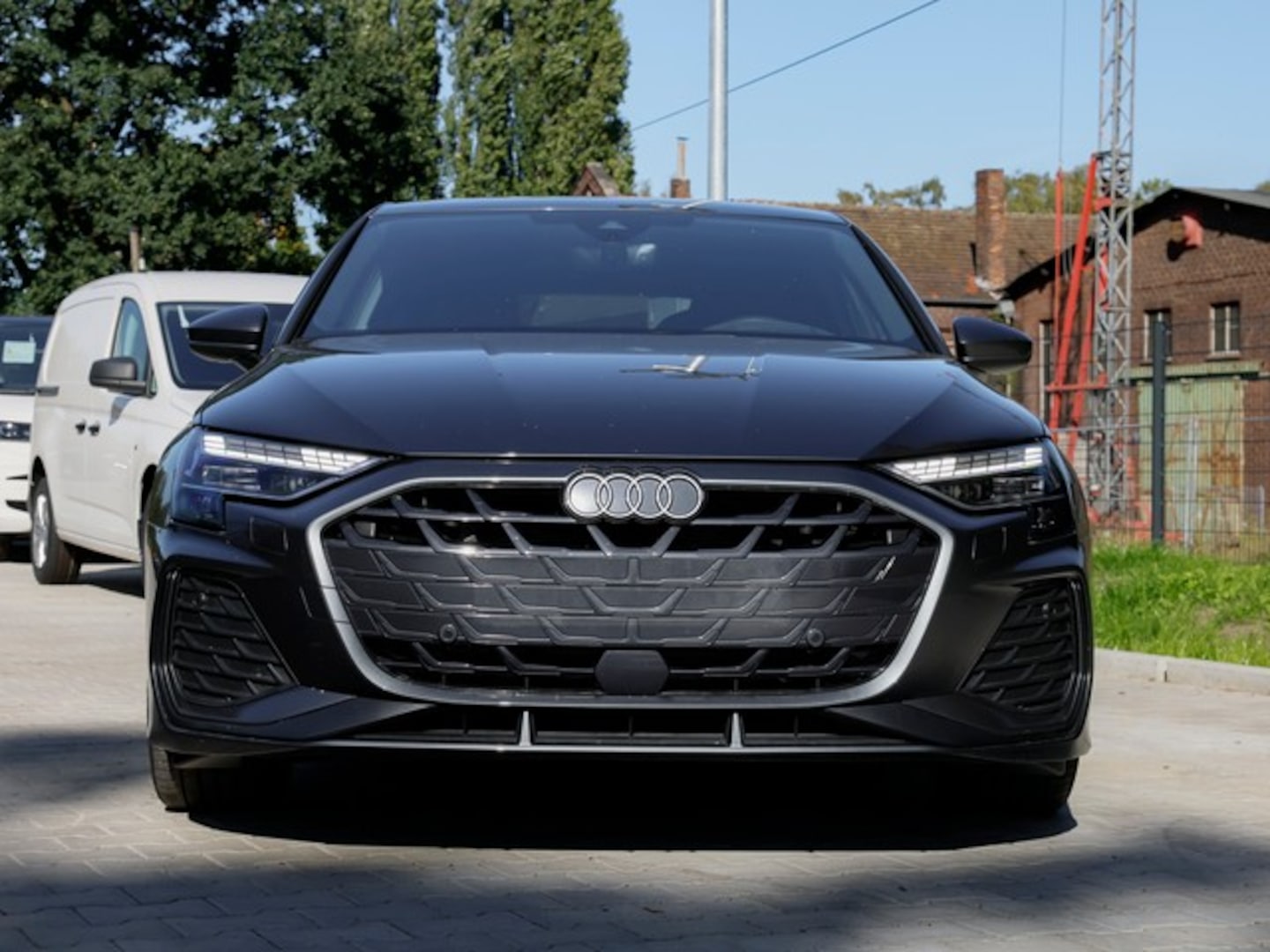 Bild über Audi A3 Sportback S line 35 TFSI S tronic - für weitere Informationen kontaktieren Sie den Audi Partner