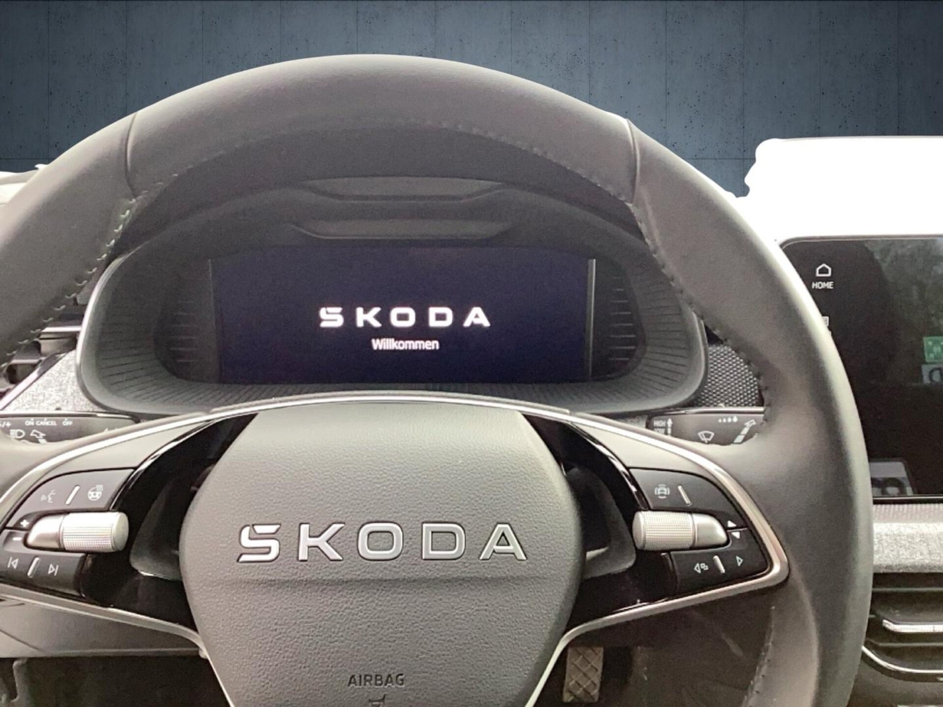 Skoda Scala Tour