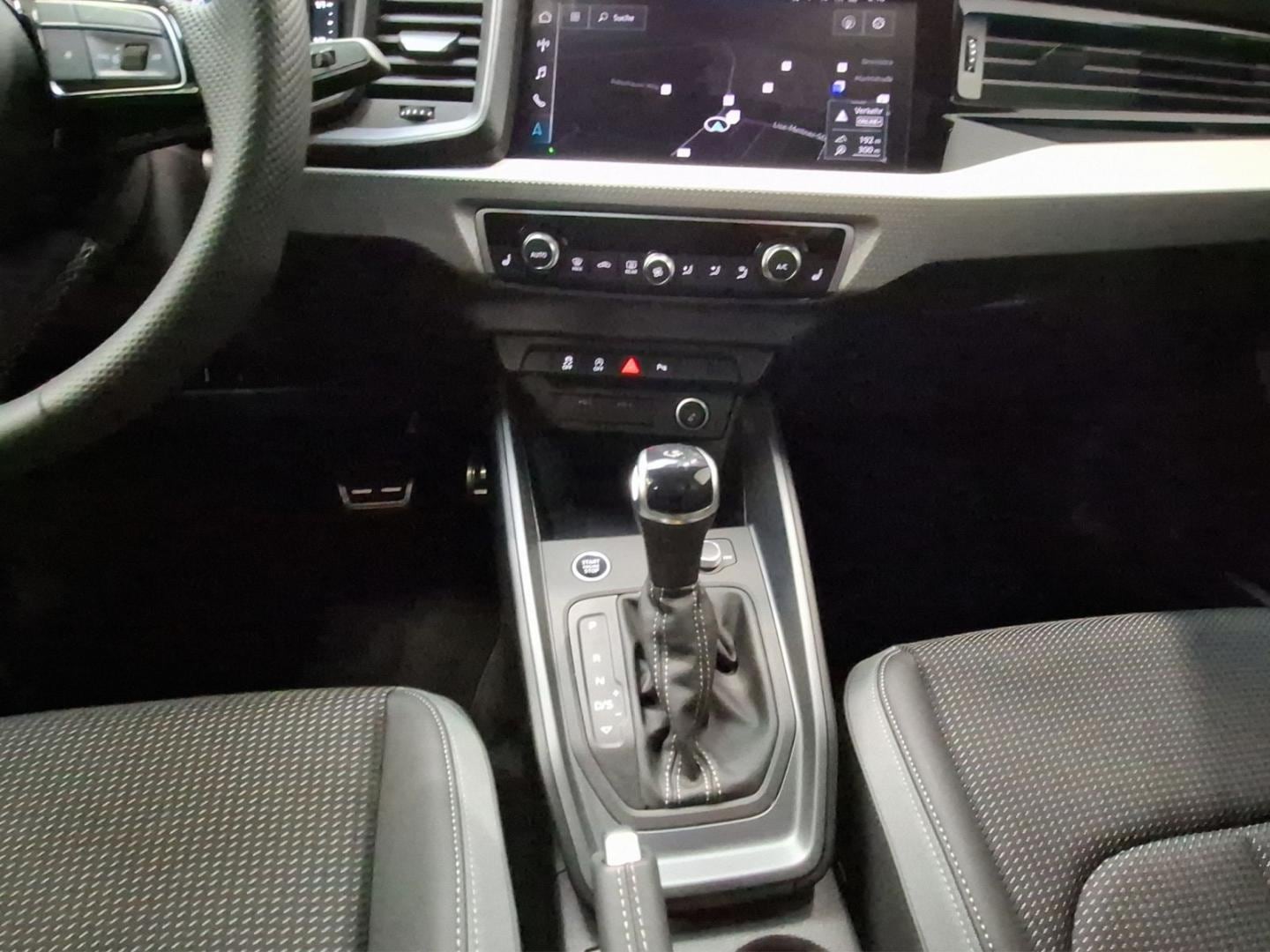 Bild über Audi A1 allstreet 35 TFSI S tronic - für weitere Informationen kontaktieren Sie den Audi Partner