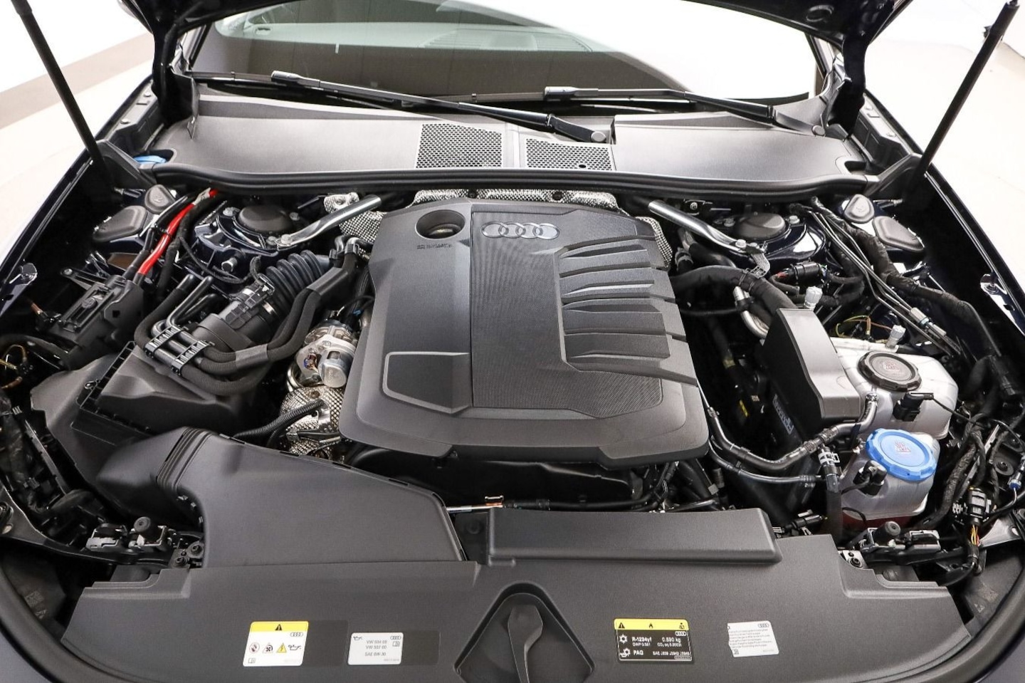 Bild über Audi A5 Avant TDI quattro 150 kW S tronic - für weitere Informationen kontaktieren Sie den Audi Partner