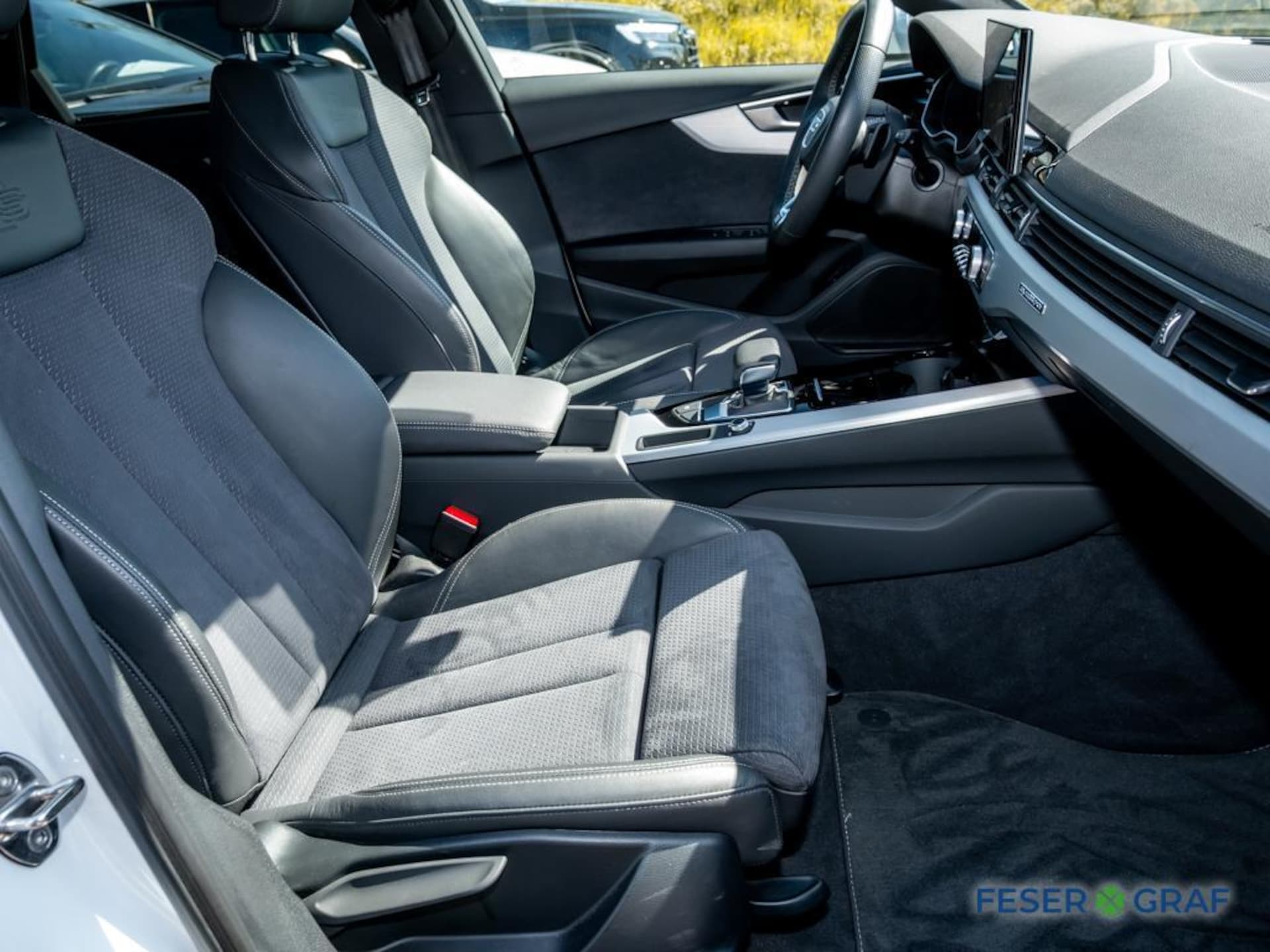 Audi A4 Avant S line