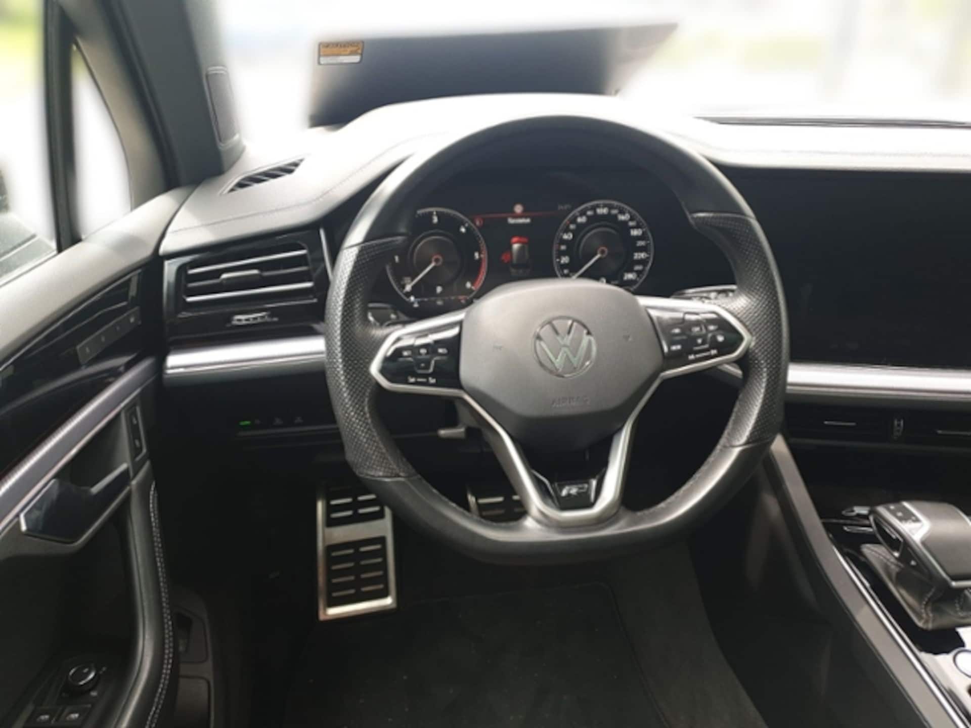 Volkswagen Touareg R-Line