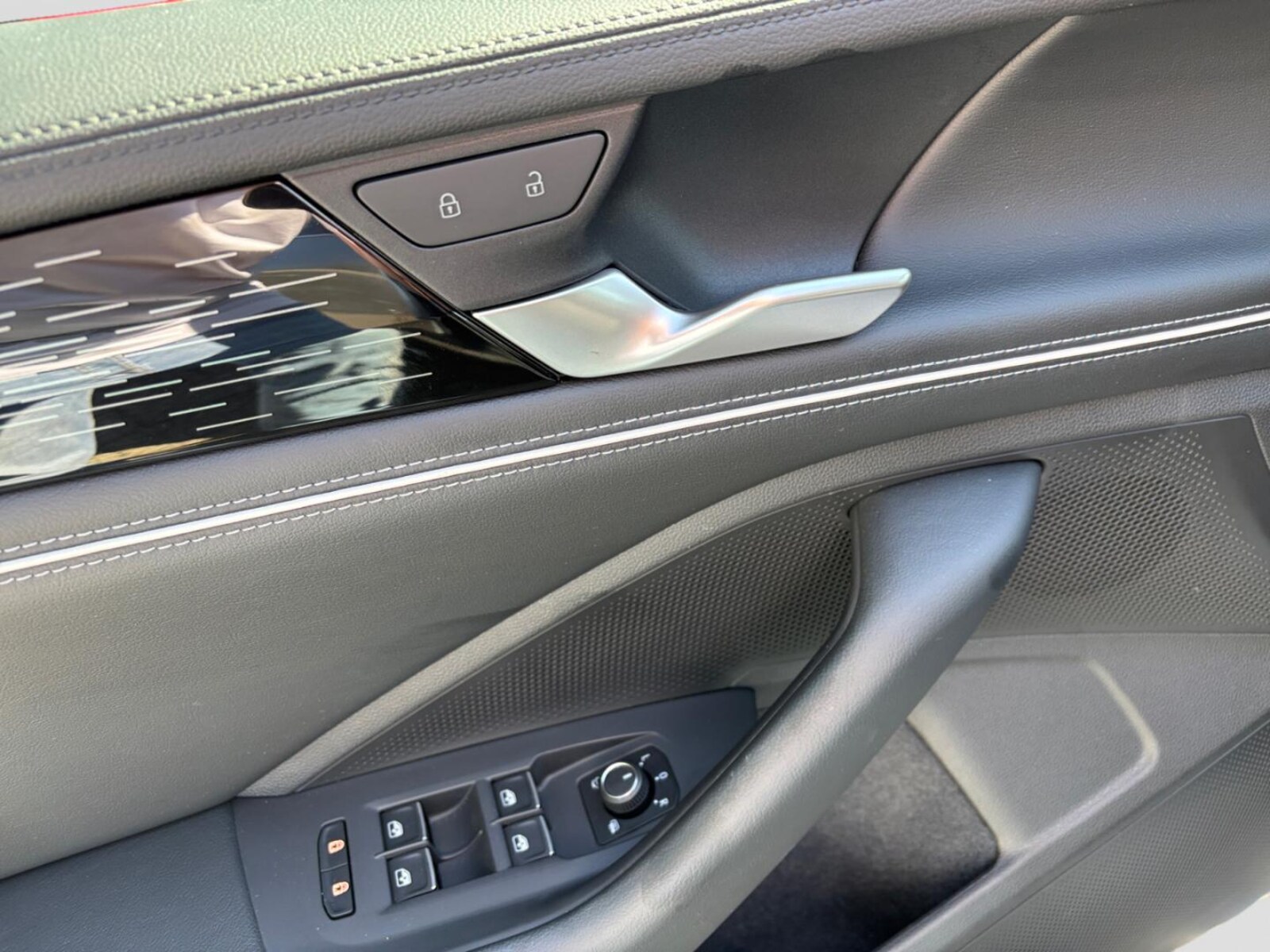 Volkswagen Passat – Bild 13