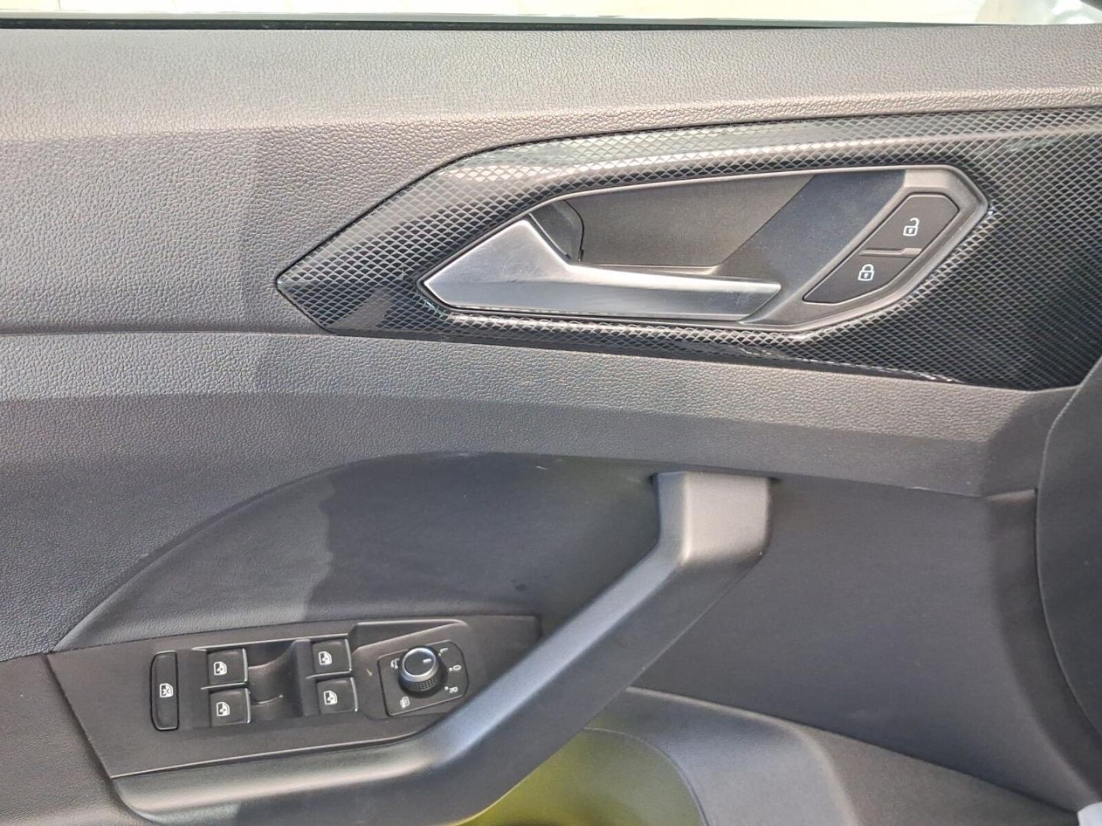 Volkswagen T-Cross – Bild 8