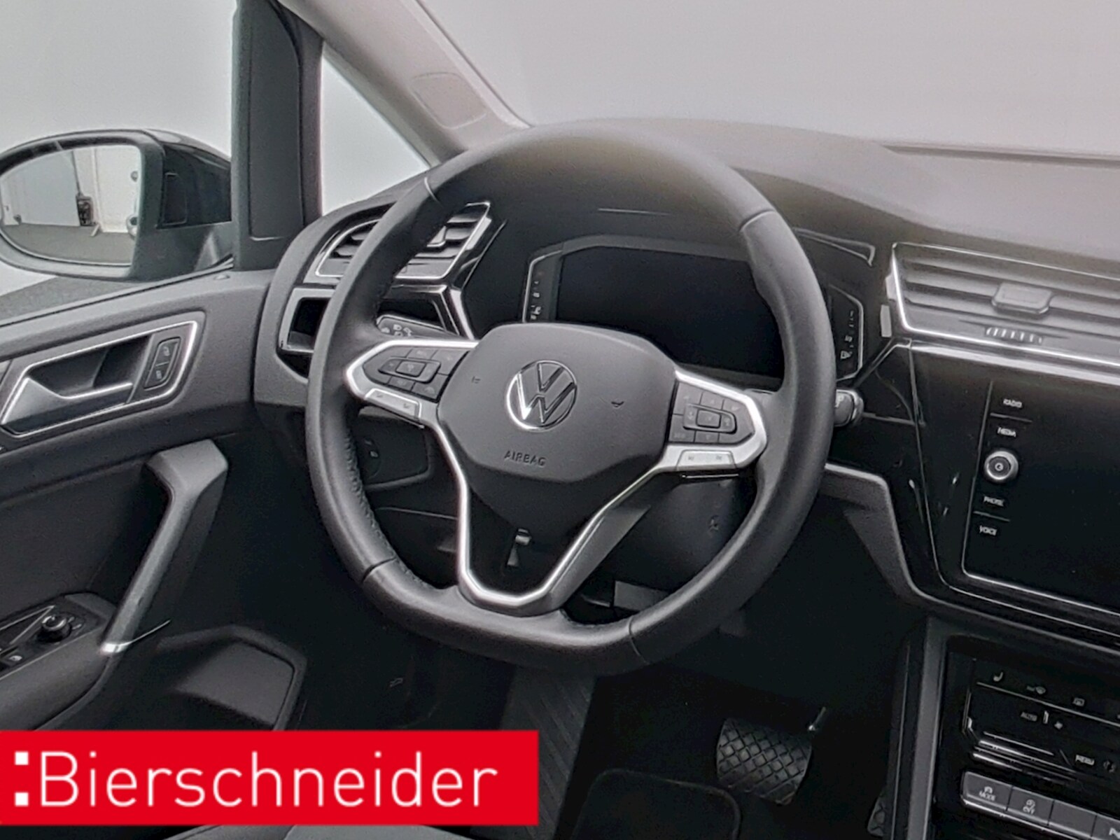 Volkswagen Touran – Bild 12