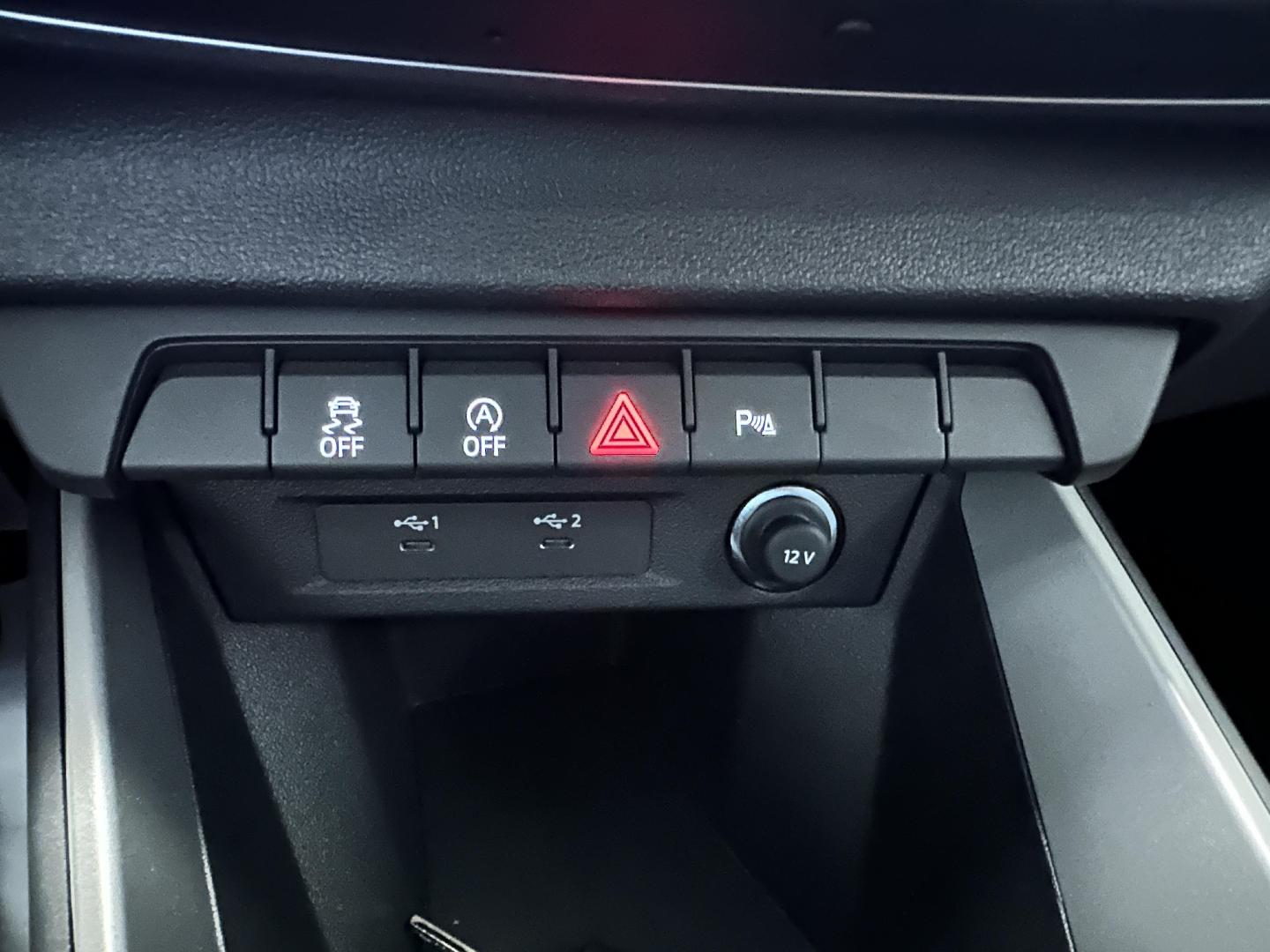 Image about Audi A1 Sportback Design 25 TFSI 70 kW (95 ch) S tronic