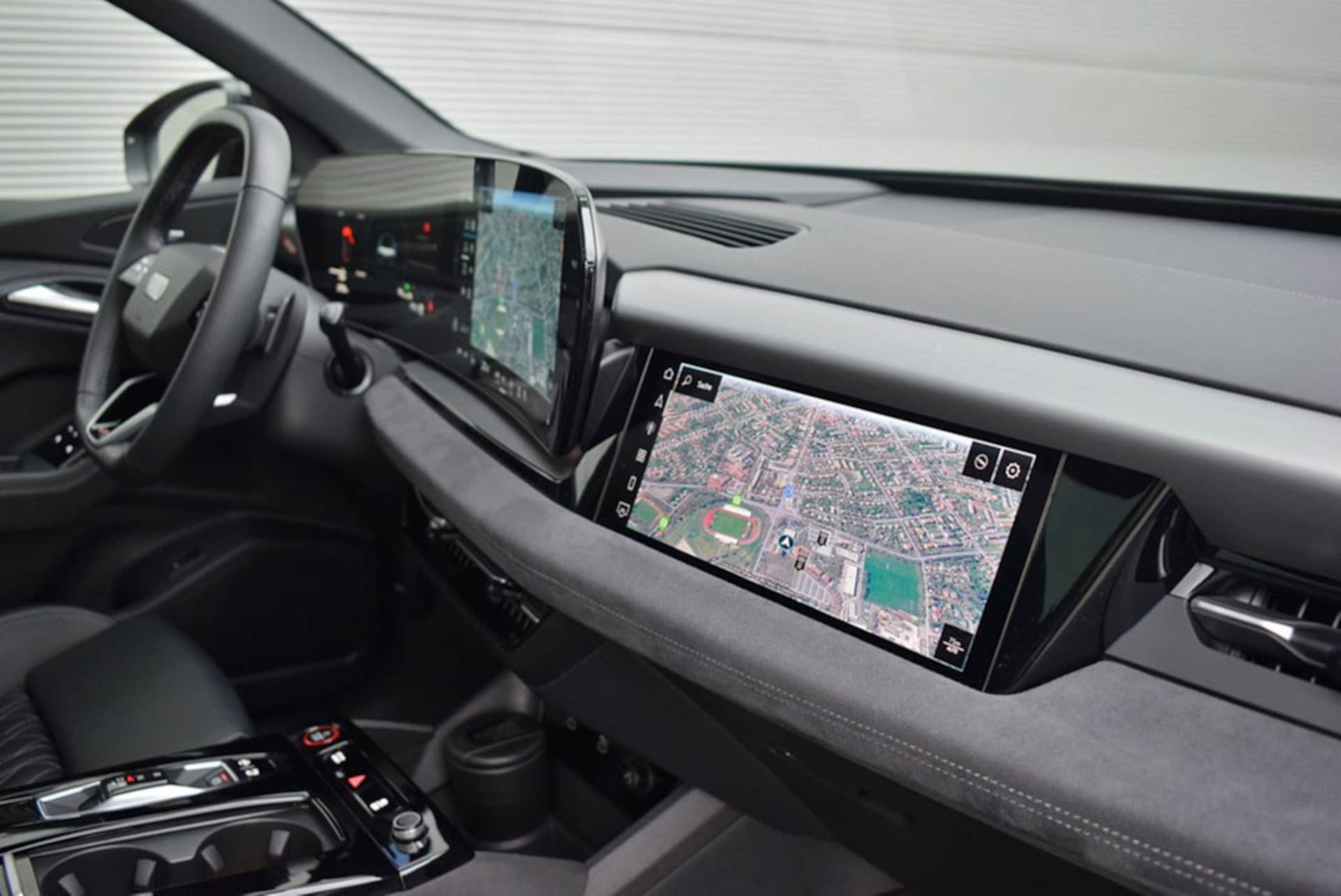 Audi SQ6 SUV e-tron