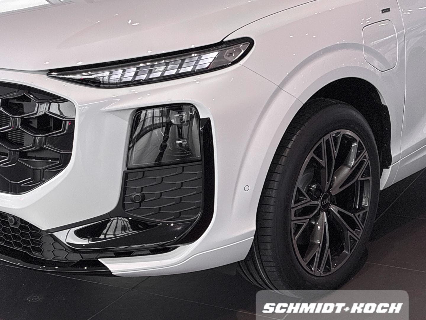Bild über Audi Q3 Sportback e-hybrid e-hybrid 200 kW S tronic - für weitere Informationen kontaktieren Sie den Audi Partner