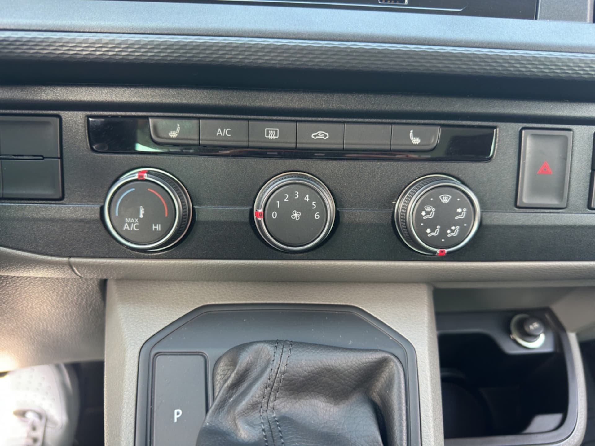 Volkswagen T6.1 Transporter Kombi kurzer Radstand