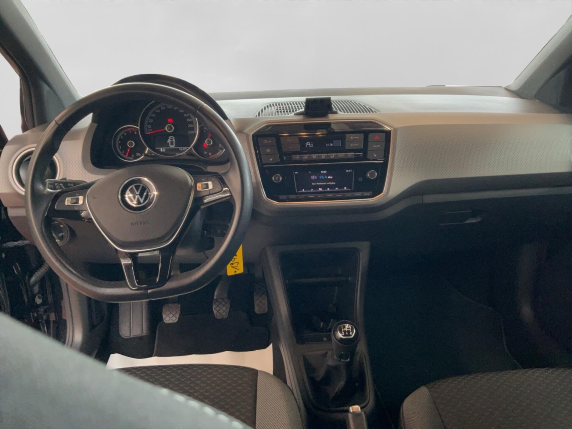 Volkswagen up! ACTIVE