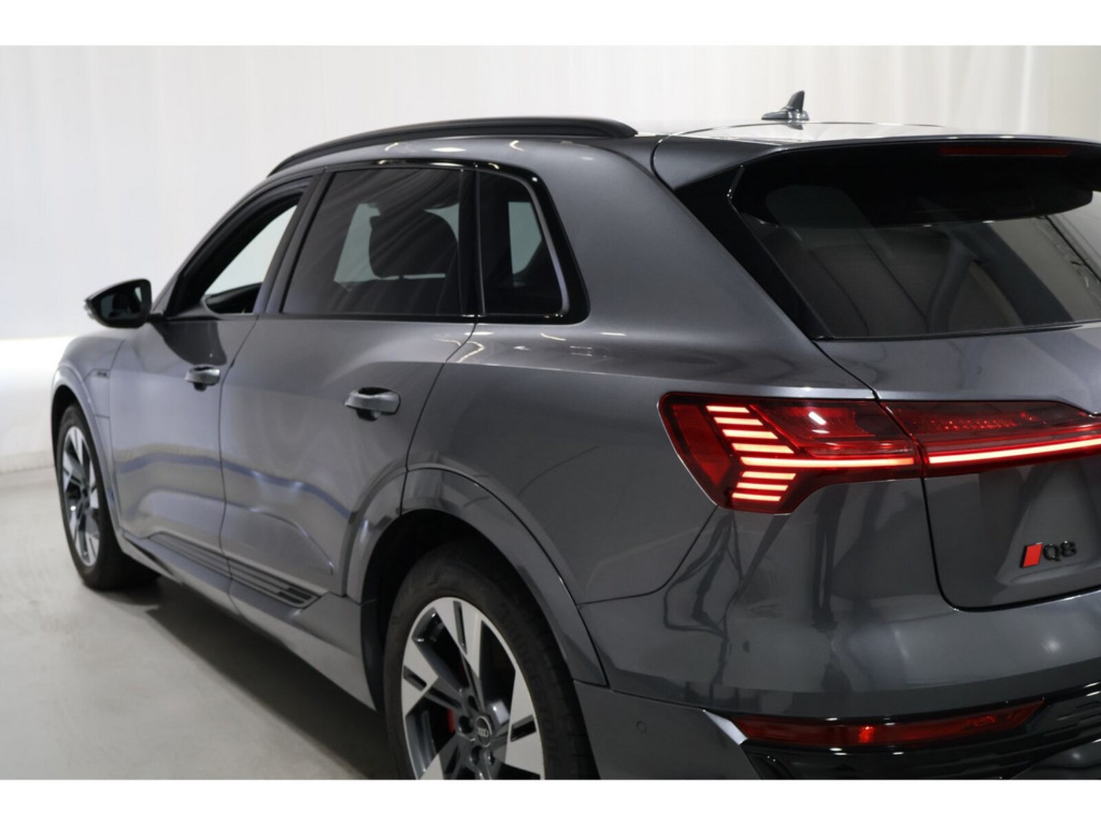 Audi Q8 e-tron – Bild 13