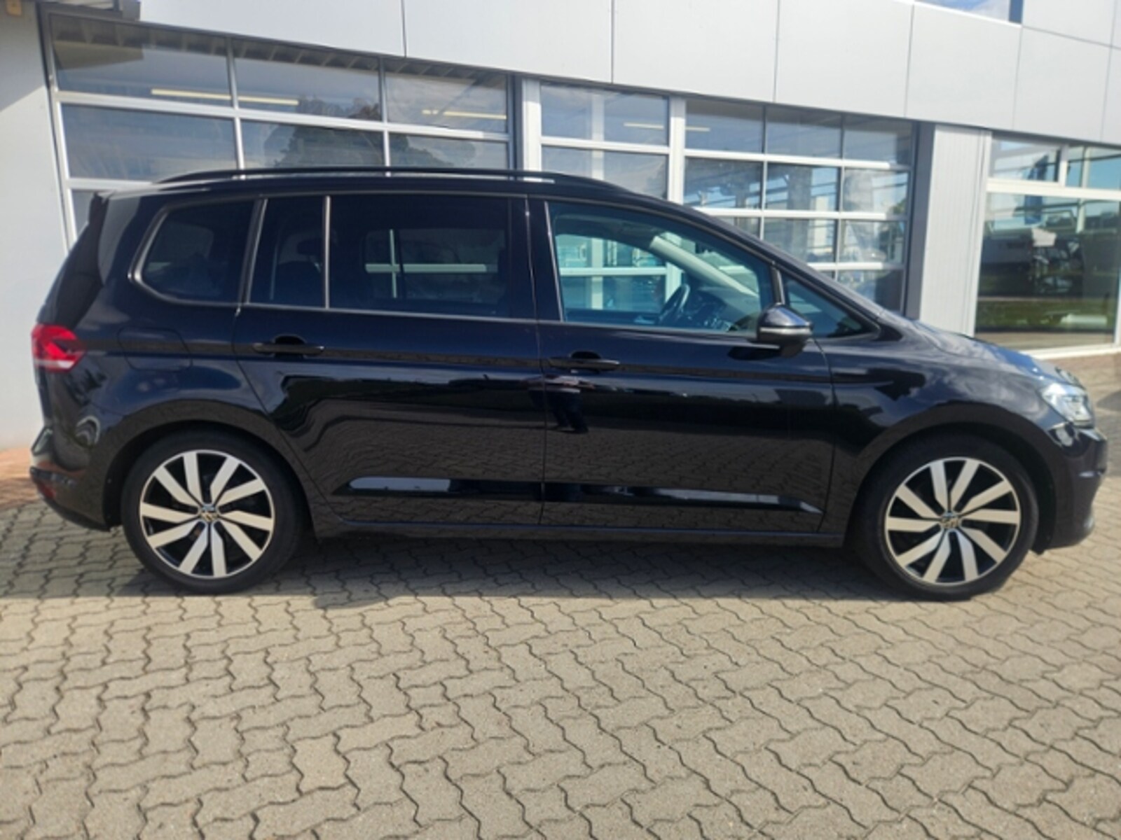 Volkswagen Touran – Bild 5