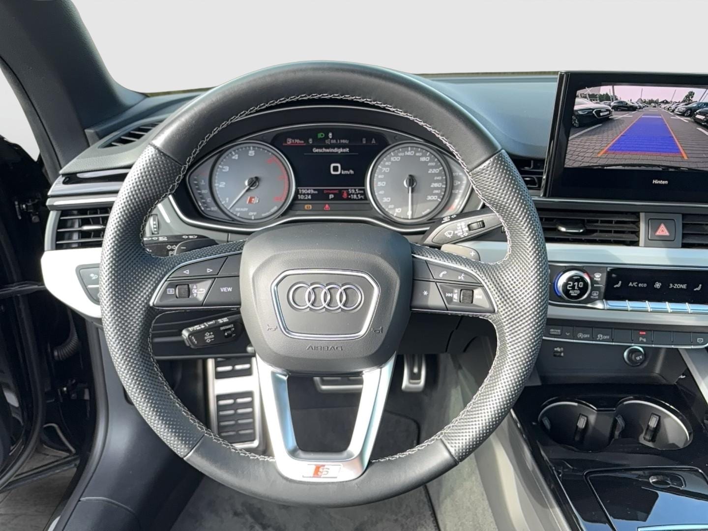 Bild über Audi S5 Cabriolet TFSI quattro tiptronic - für weitere Informationen kontaktieren Sie den Audi Partner