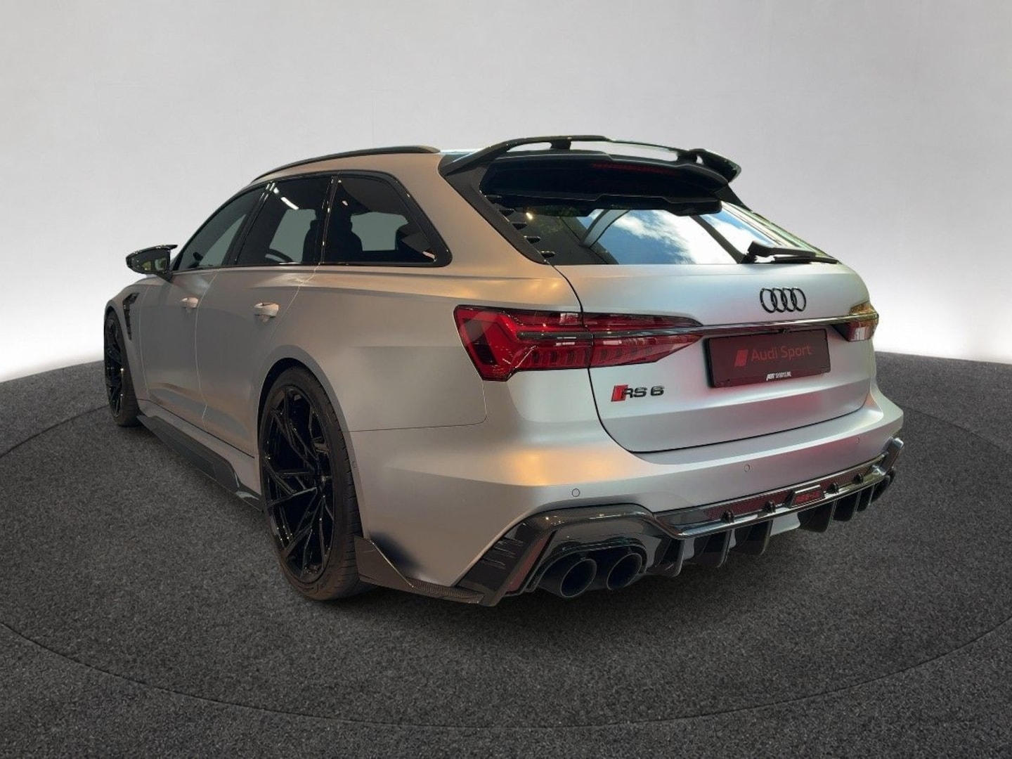 Bild über Audi RS 6 Avant TFSI quattro tiptronic - für weitere Informationen kontaktieren Sie den Audi Partner