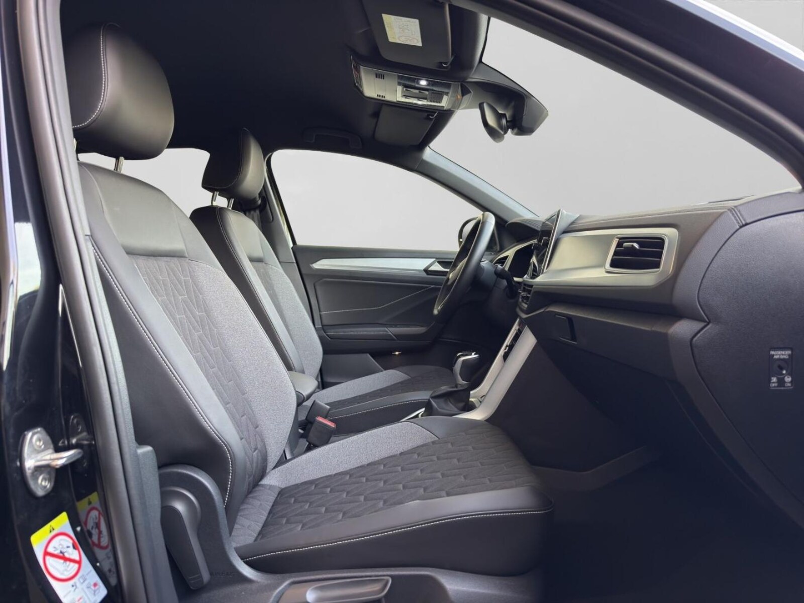 Volkswagen T-Roc – Bild 14