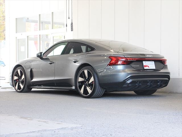 Image about Audi e-tron GT e-tron GT quattro 350,00 kW