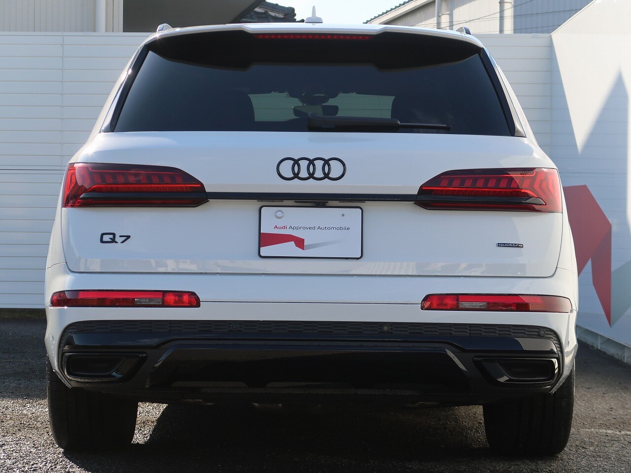 Image about Audi Q7 55 TFSI quattro S line 250(340) kW(PS) tiptronic