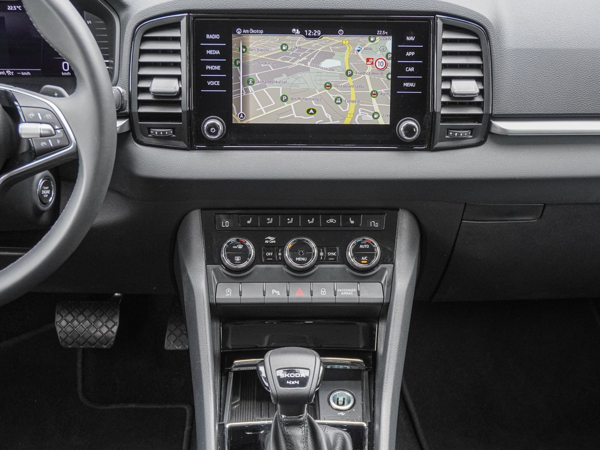 Skoda Karoq Tour