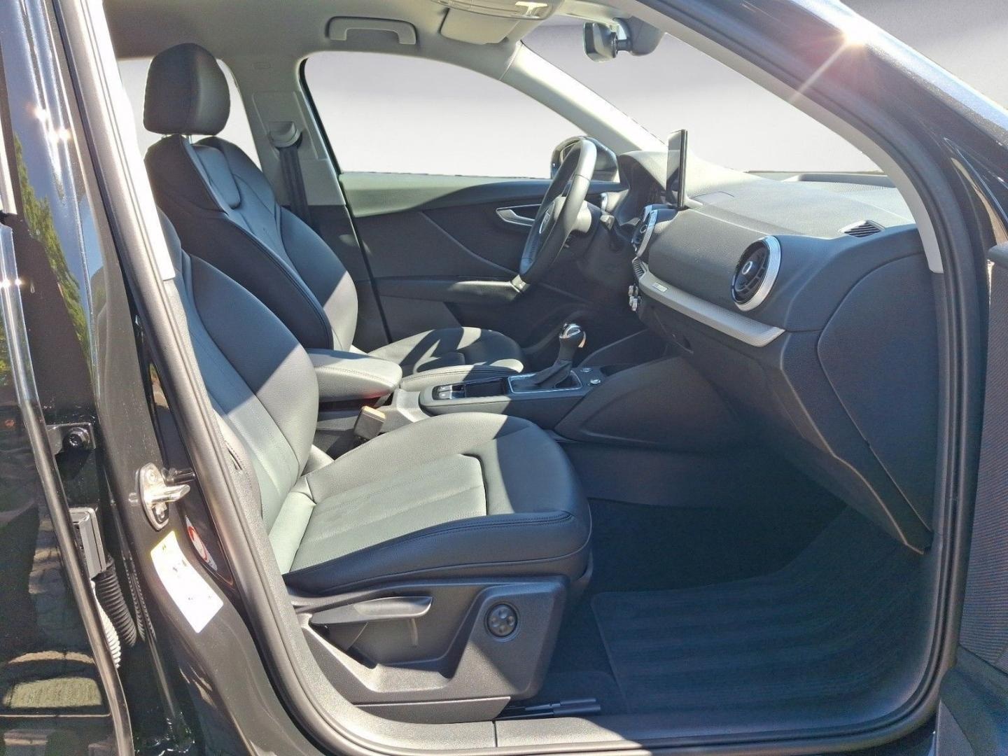 Bild über Audi Q2 S line 35 TFSI S tronic - für weitere Informationen kontaktieren Sie den Audi Partner