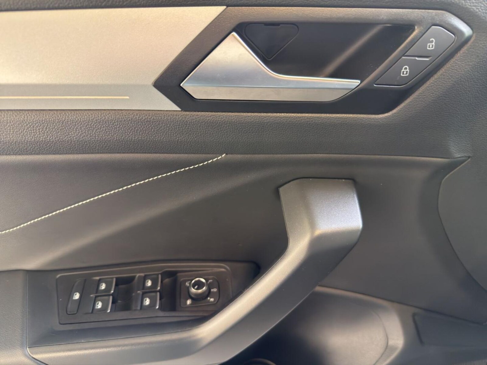 Volkswagen T-Roc – Bild 15