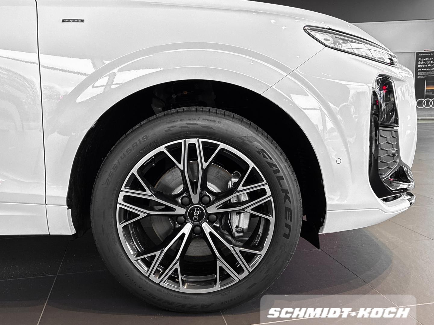 Bild über Audi Q3 Sportback e-hybrid e-hybrid 200 kW S tronic - für weitere Informationen kontaktieren Sie den Audi Partner