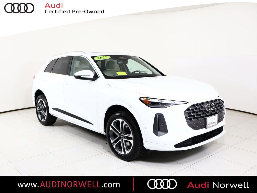 2025 Audi Q5 40 Premium's photo