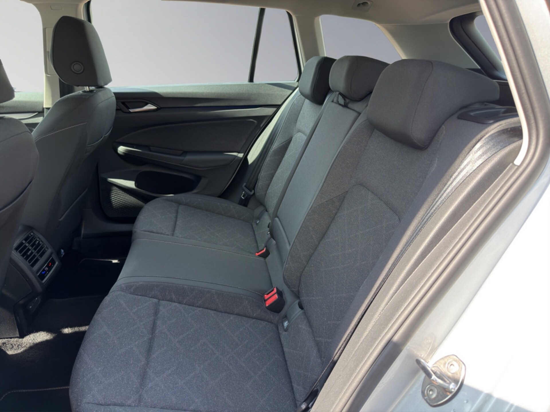Volkswagen Golf Variant Life
