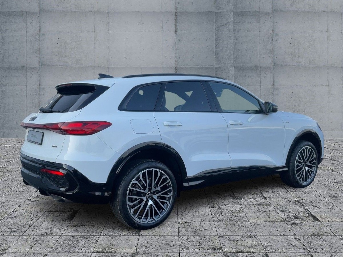 Bild über Audi Q5 SUV e-hybrid e-hybrid quattro 220 kW S tronic - für weitere Informationen kontaktieren Sie den Audi Partner