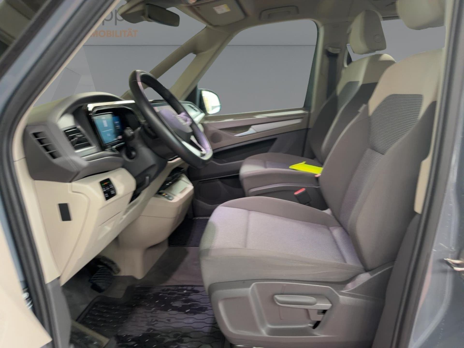 Volkswagen Multivan Basis-Modell