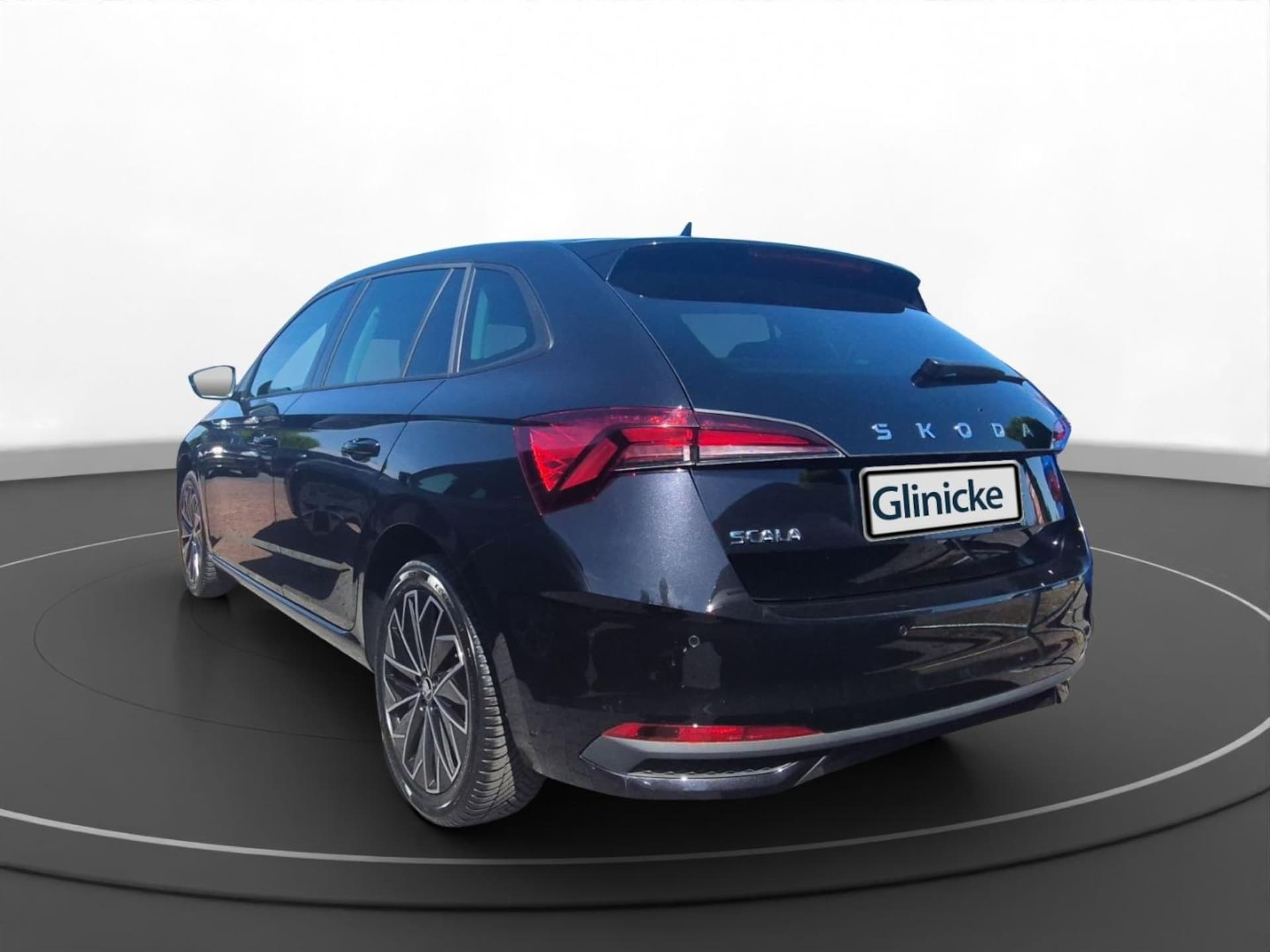 Skoda Scala Tour