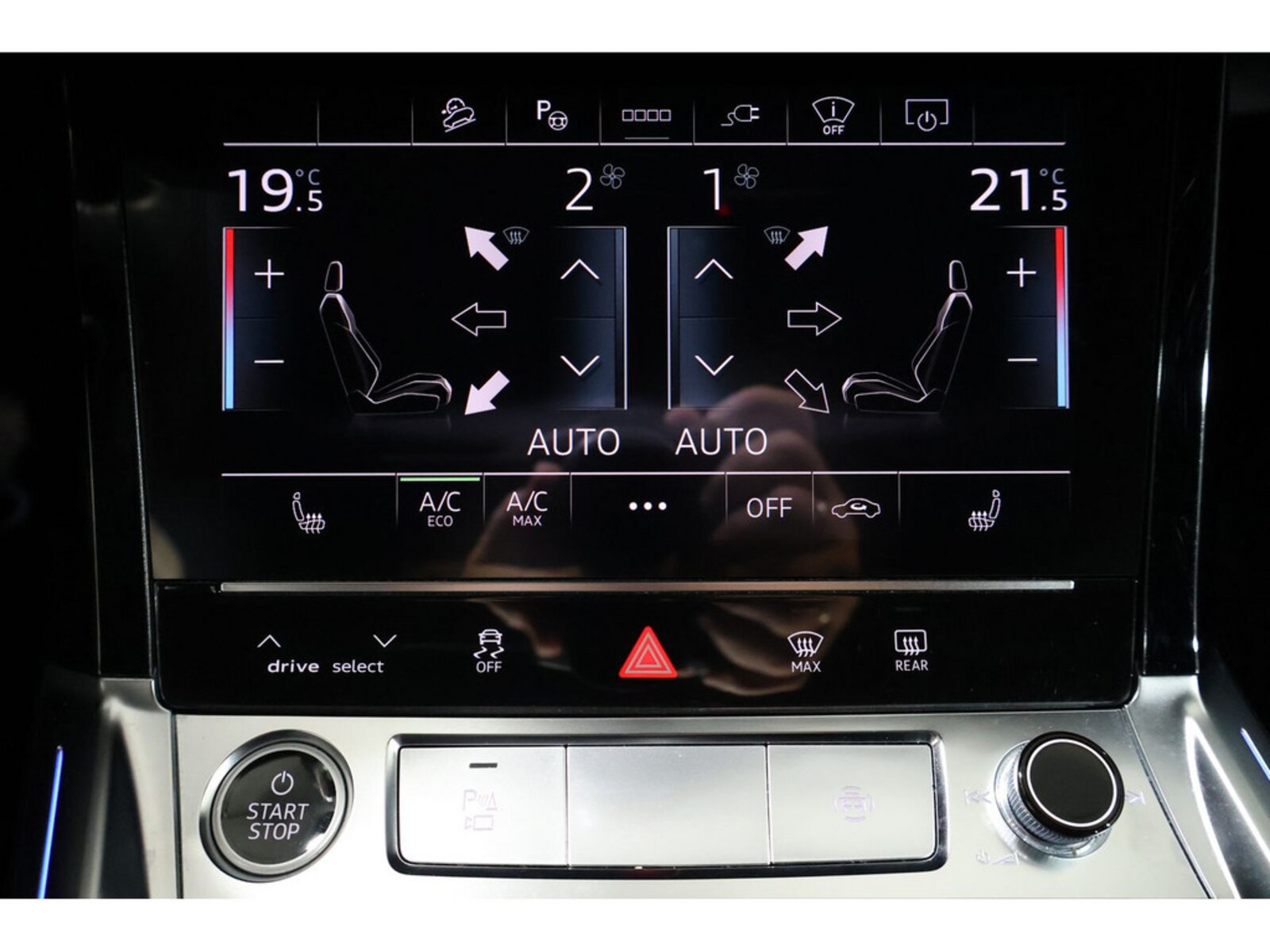 Audi Q8 e-tron – Bild 18
