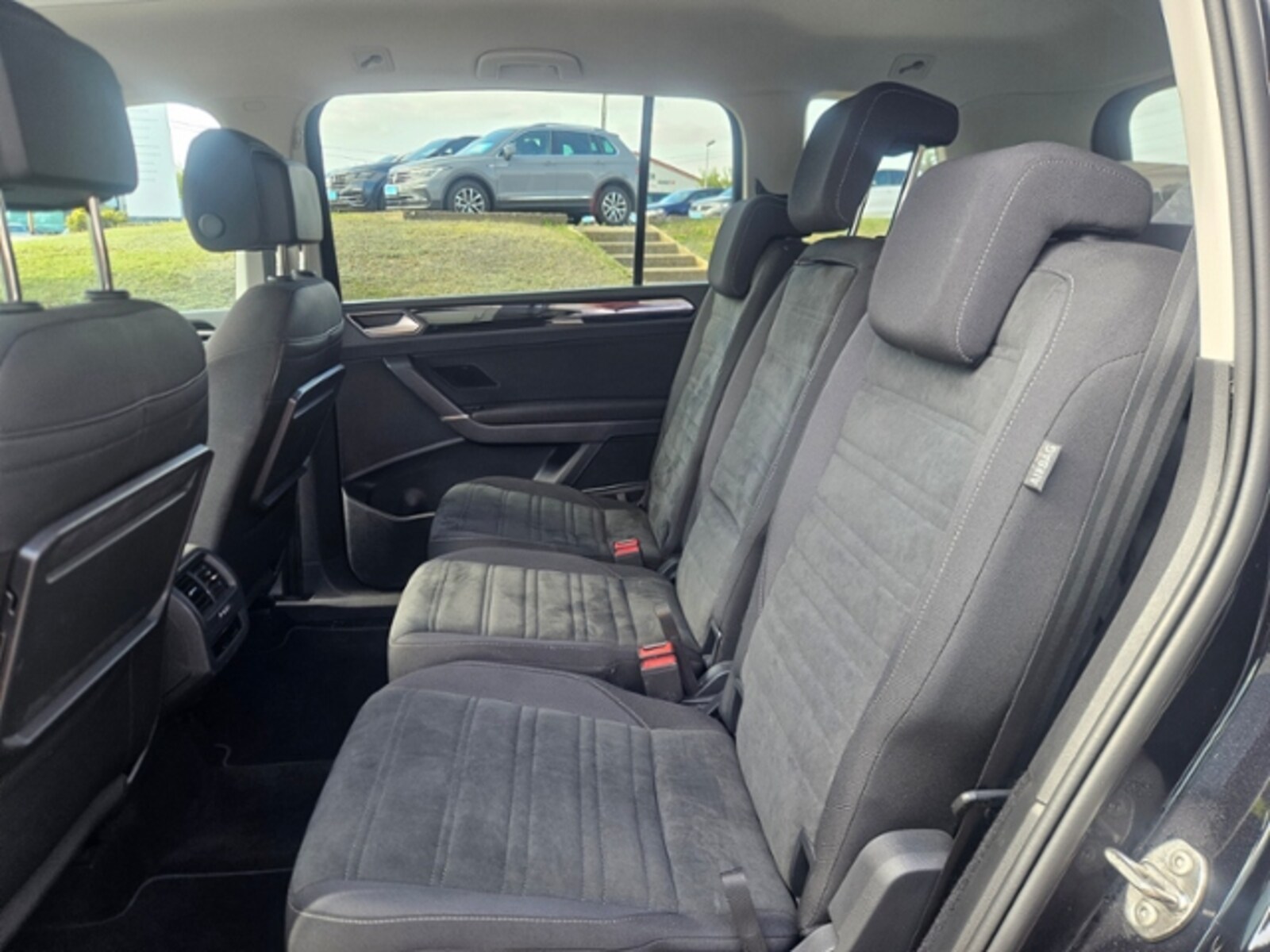 Volkswagen Touran – Bild 9