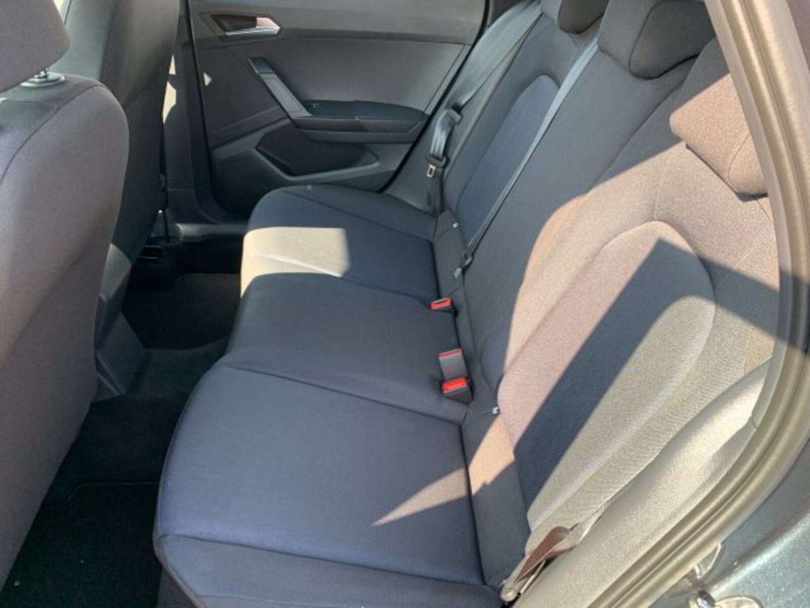 SEAT Arona – Bild 8