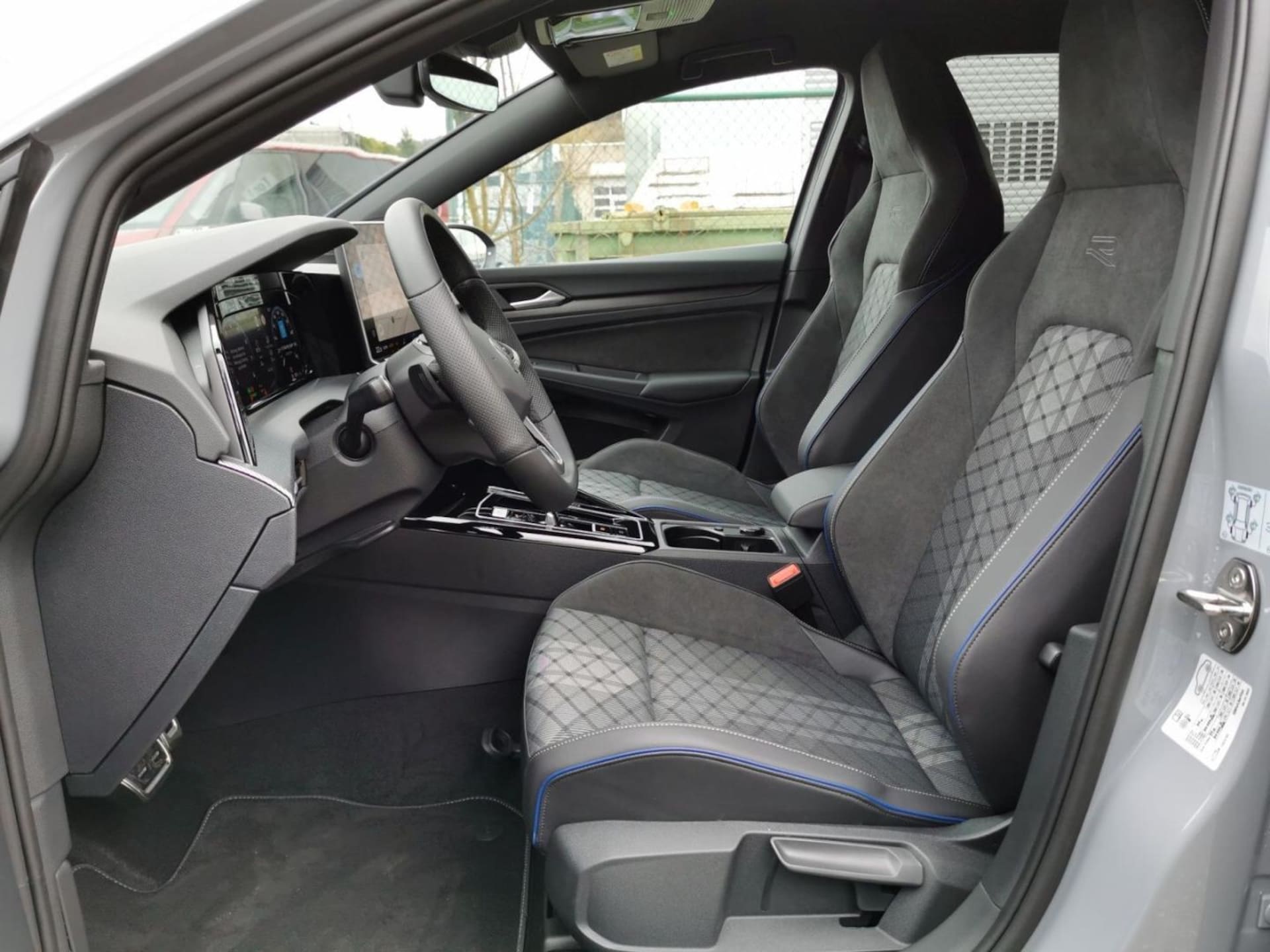 Volkswagen Golf Variant R-Line