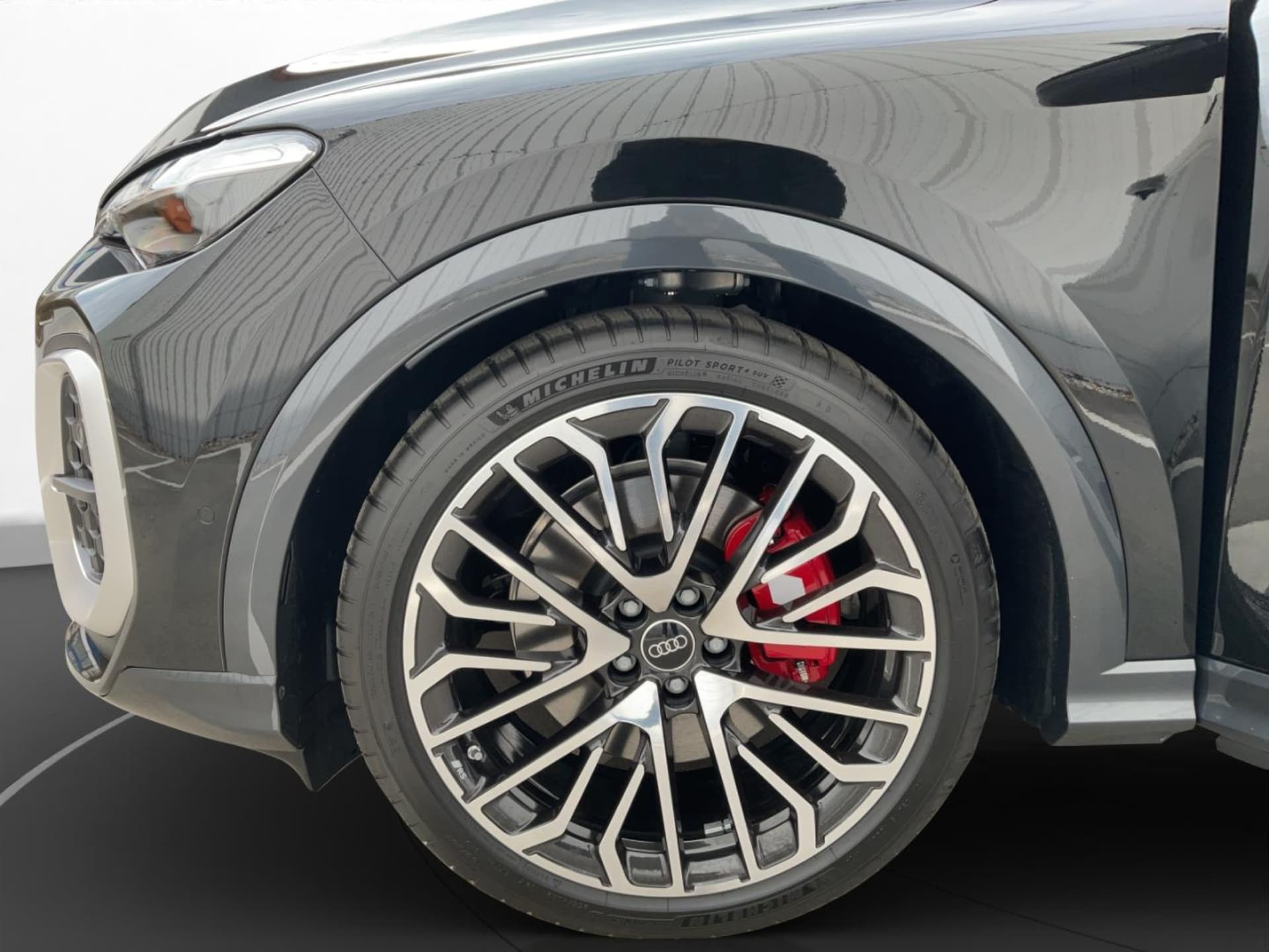 Audi SQ5 SUV