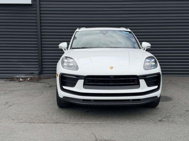 2022 Porsche Macan