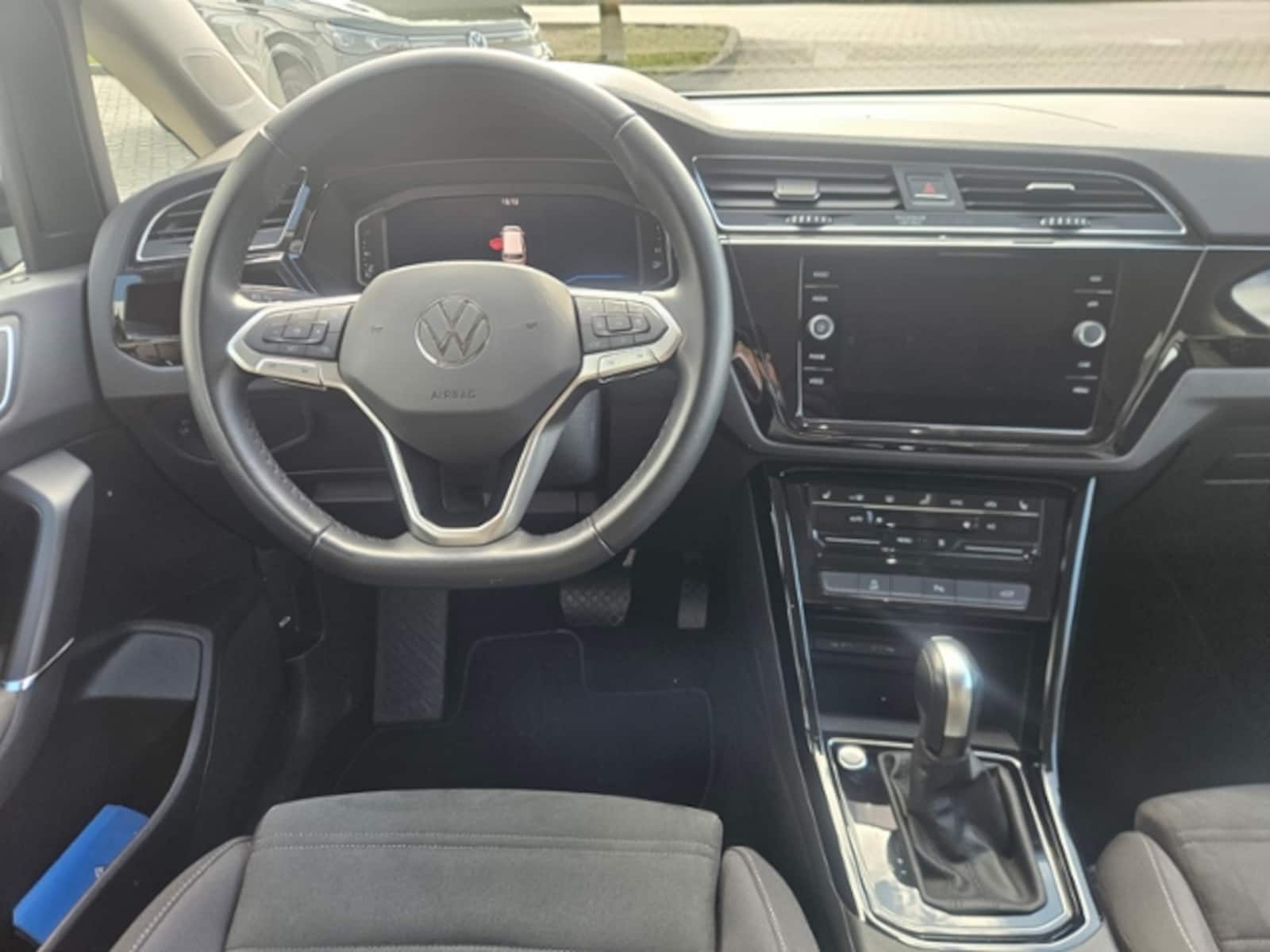Volkswagen Touran – Bild 11