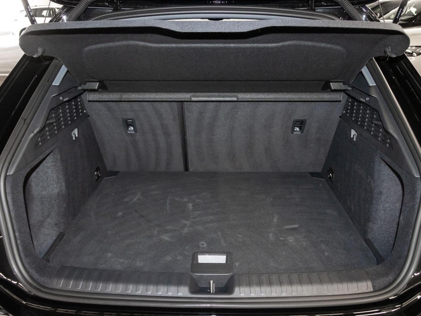 Bild über Audi A3 Sportback TDI S tronic - für weitere Informationen kontaktieren Sie den Audi Partner
