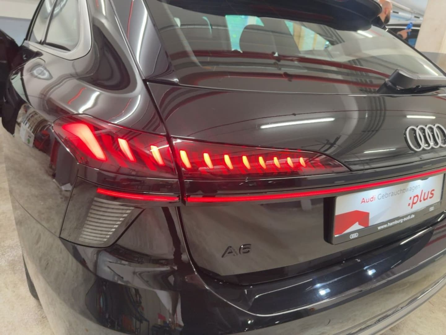 Bild über Audi A6 Avant e-hybrid e-hybrid quattro 220 kW S tronic - für weitere Informationen kontaktieren Sie den Audi Partner