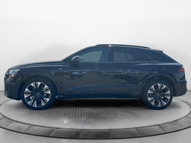 2026 Audi Q8