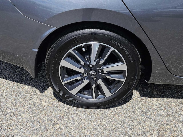2024 Nissan Versa Sedan S - Photo 9