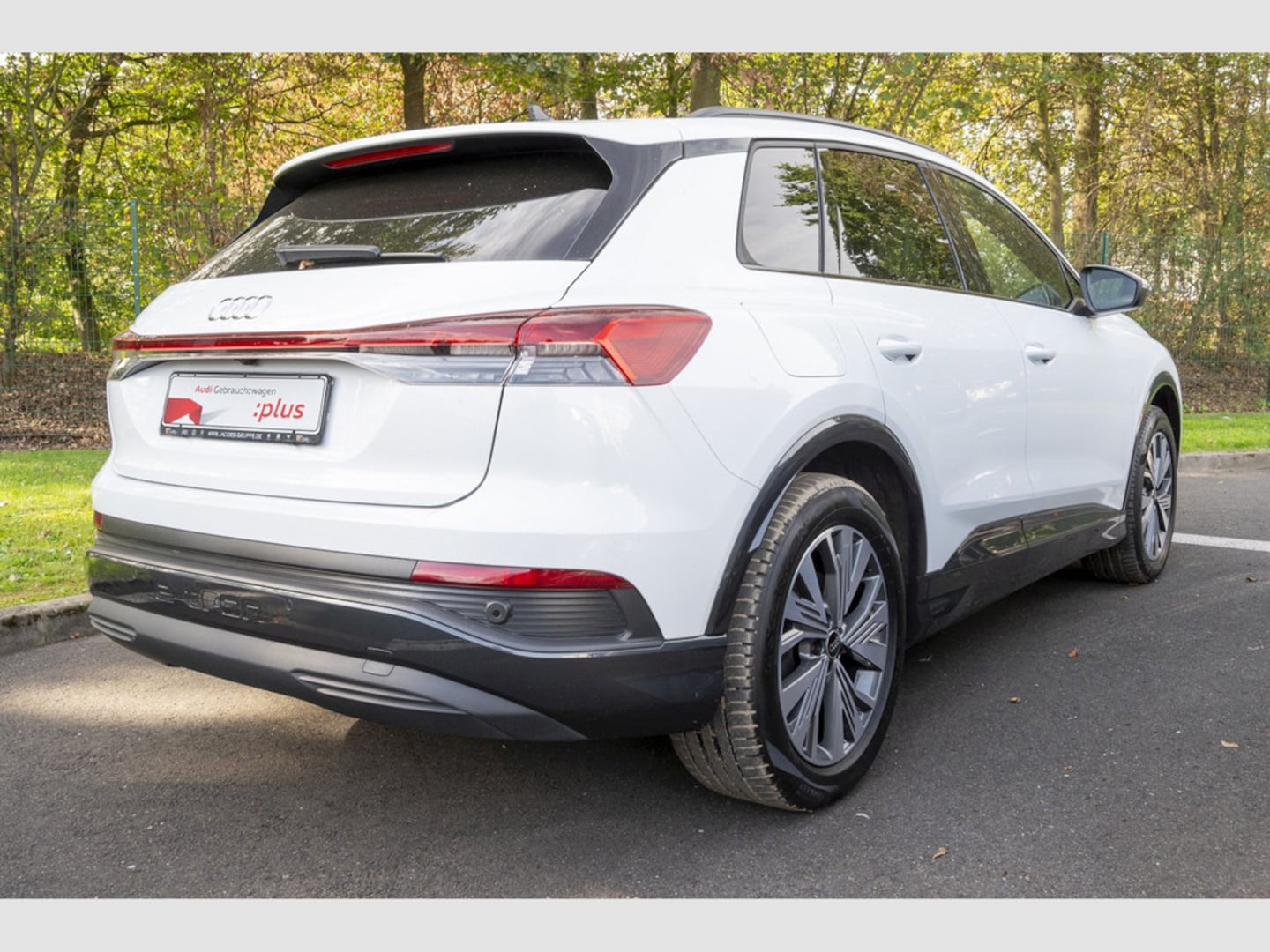 Bild über Audi Q4 e-tron 40 e-tron - für weitere Informationen kontaktieren Sie den Audi Partner