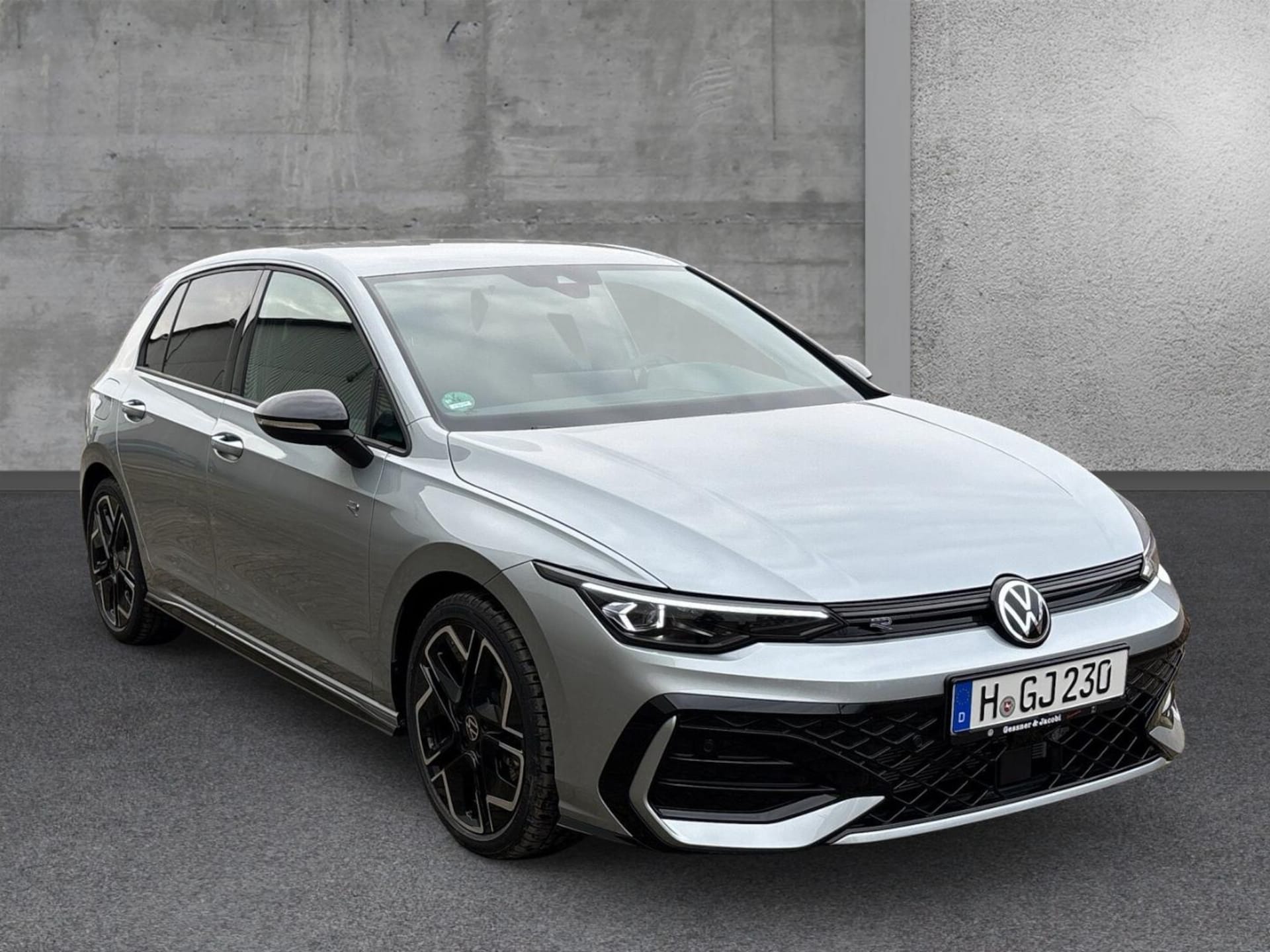 Volkswagen Golf R-Line